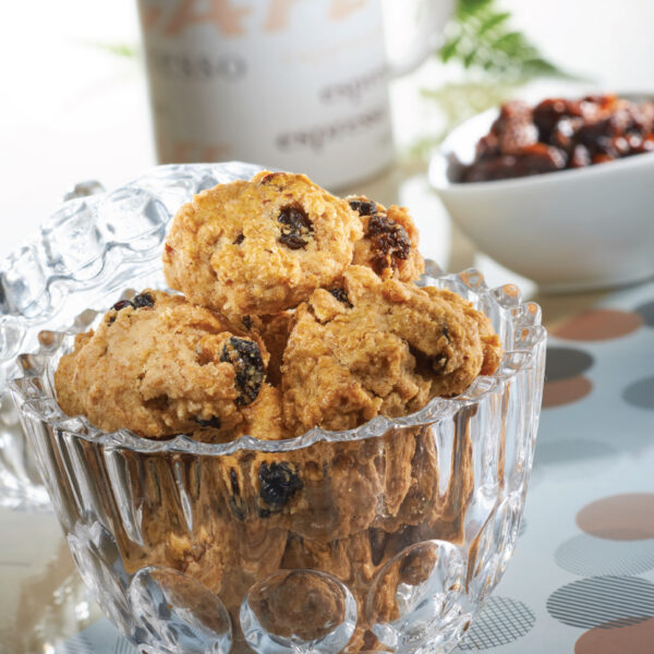 Wholemeal Raisin Cookies