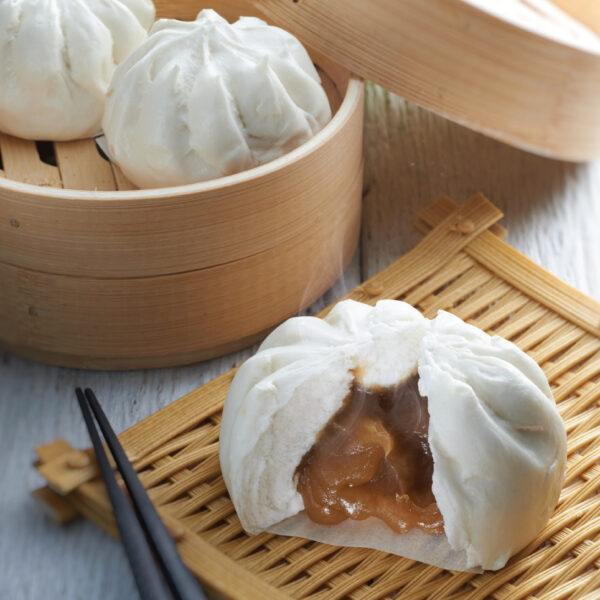 All-time favourite Lotus Paste Bun (Lian Rong Pau) - 6pcs