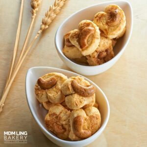 Mdm Ling Bakery Chinese New Year 2024 Nyonya Cashew Nut Cookies （娘惹腰果饼）