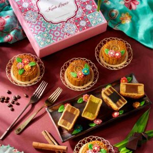 Mdm Ling Bakery Mid Autumn Mooncakes Kueh Lapis Peranakan Inspired Box