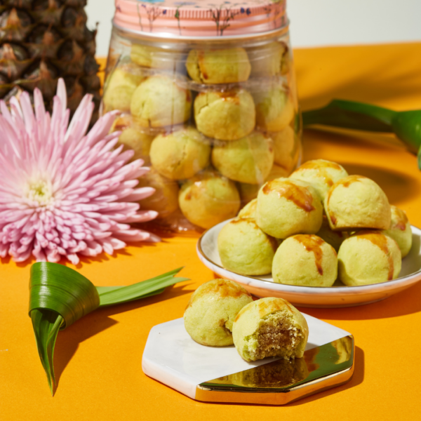 Pandan Pineapple Balls CNY 2025 Mdm Ling Bakery