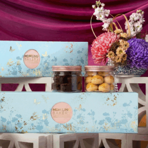 Treasure scroll tiffanny glod with 4 fun size