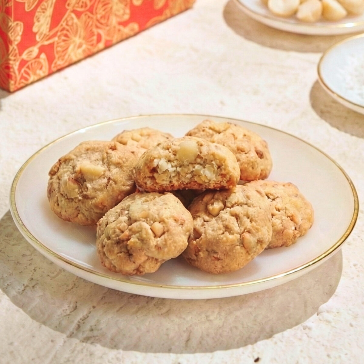 Nyonya Coconut Macadamia Cookies - Mdm Ling Bakery