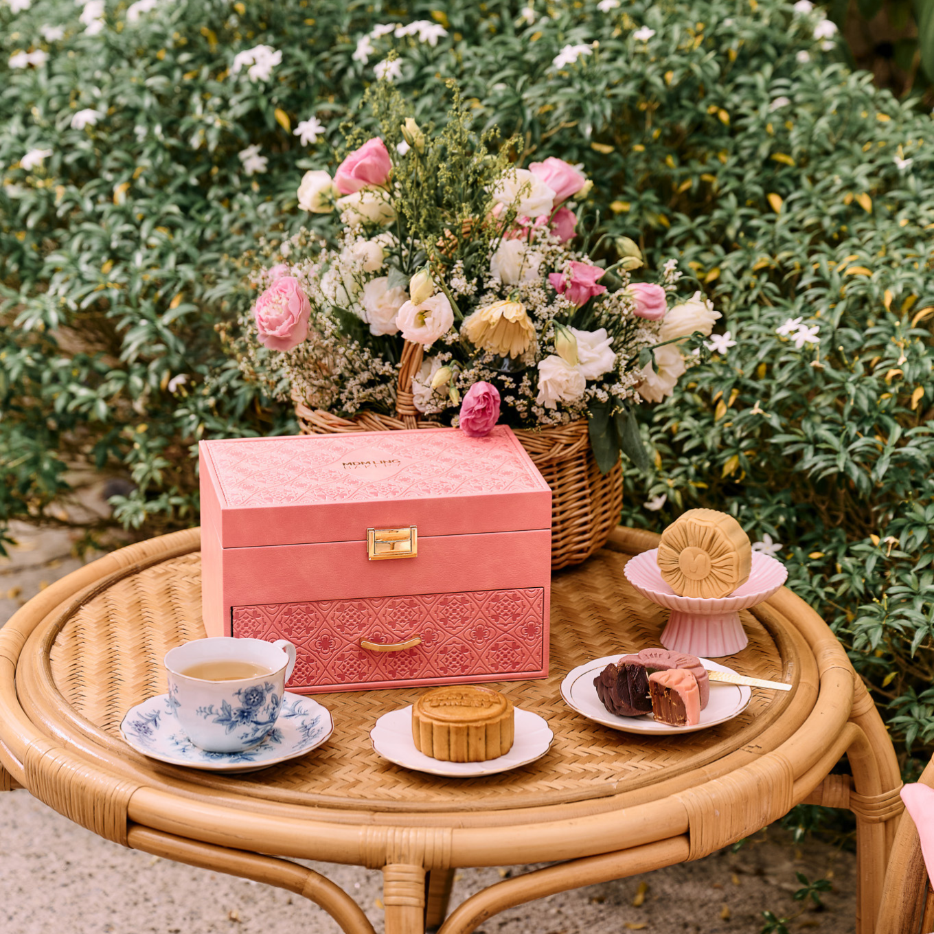 Blossom Drawer Chest mooncake gift box with open drawer, Mdm Ling Bakery